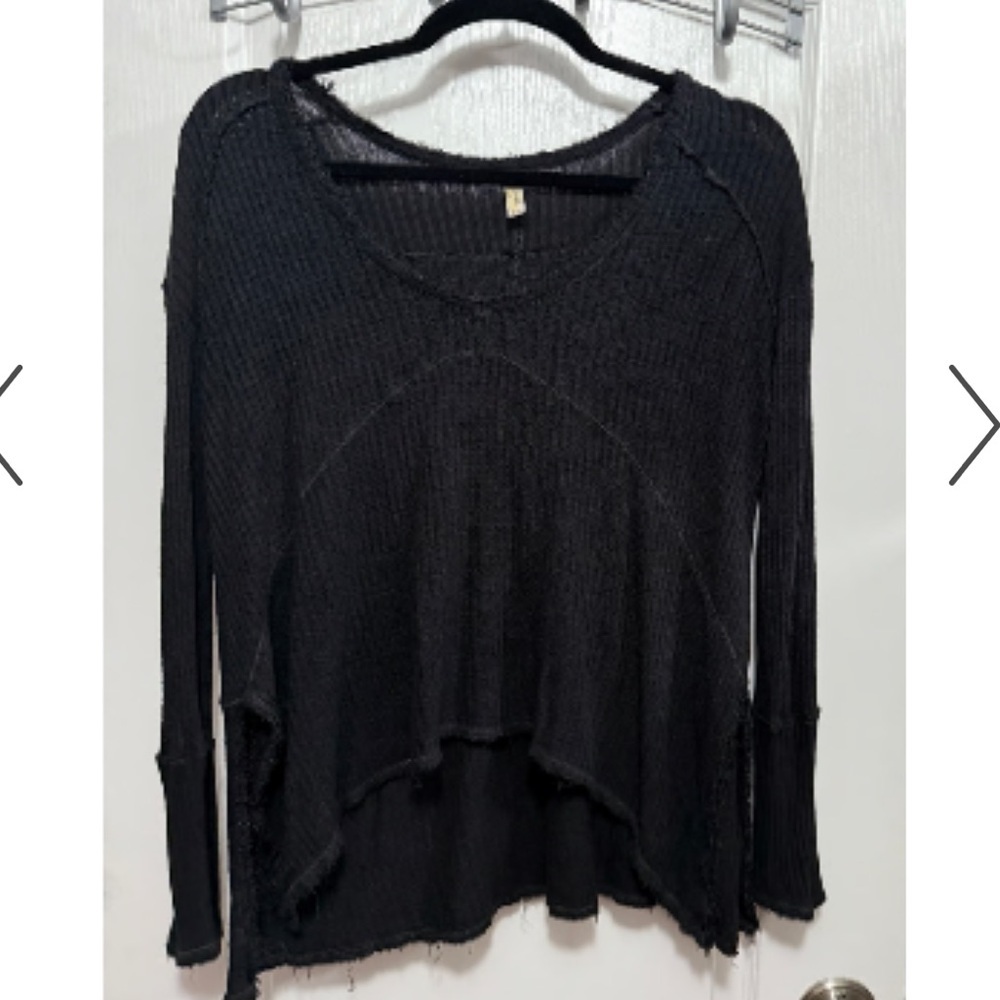 Free People Intimately Oversized Thermal Long Sleeve Waffle Knit Flowy distress - Picture 4 of 14